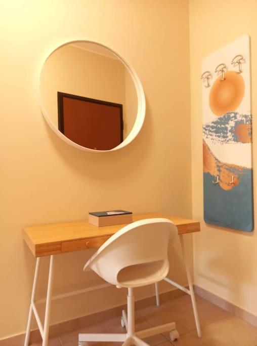 Blue -Spacious 1Bdr Corner Flat/Balcony/View Apartment Athens Exterior photo